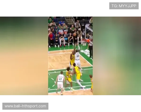 奥比·托平接空接暴扣点燃主场